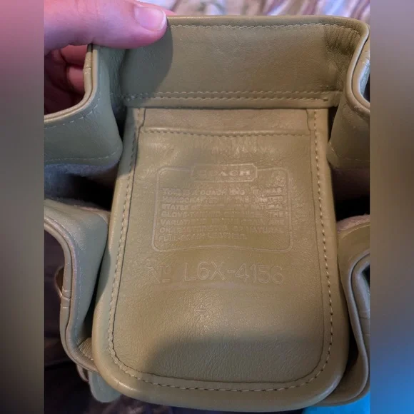 Vintage Coach SoHo Crossbody Bag Green - Picture 4 of 5